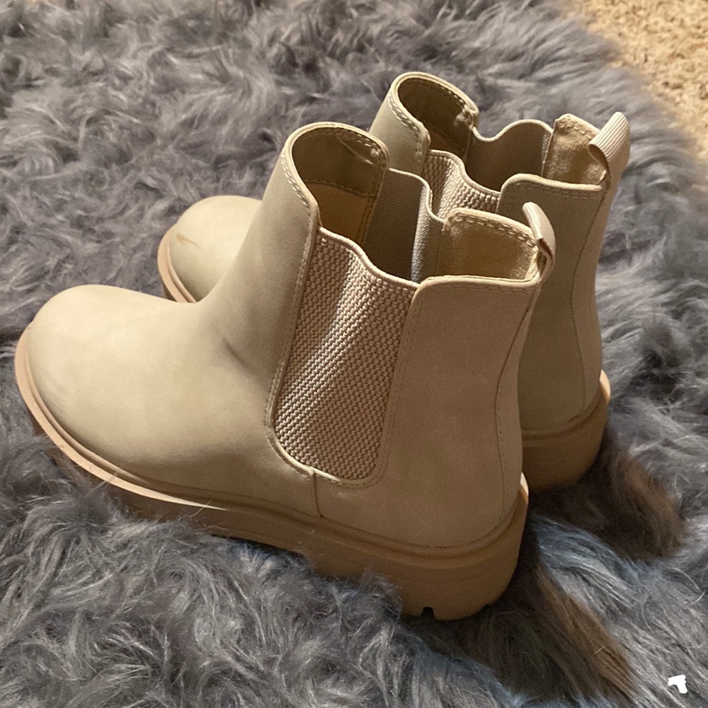 Chelsea boot
